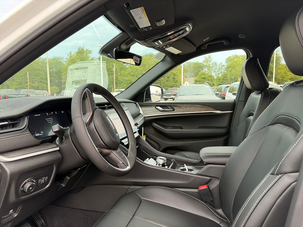 2027 Jeep Grand Cherokee L Limited