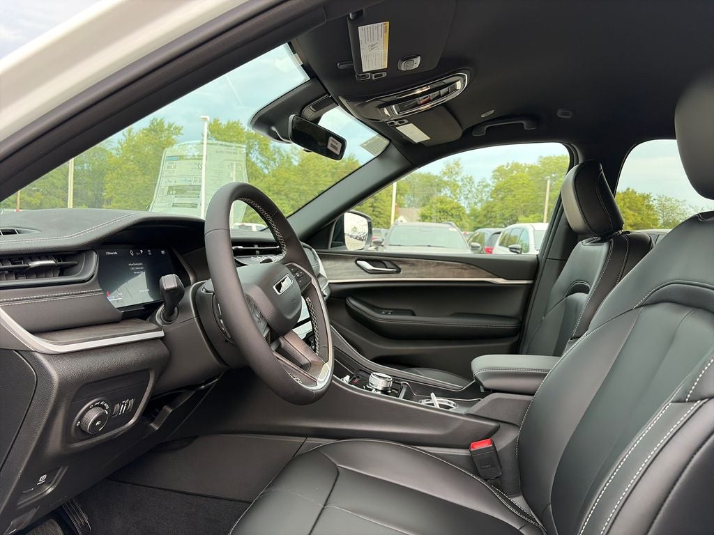 2027 Jeep Grand Cherokee L Limited