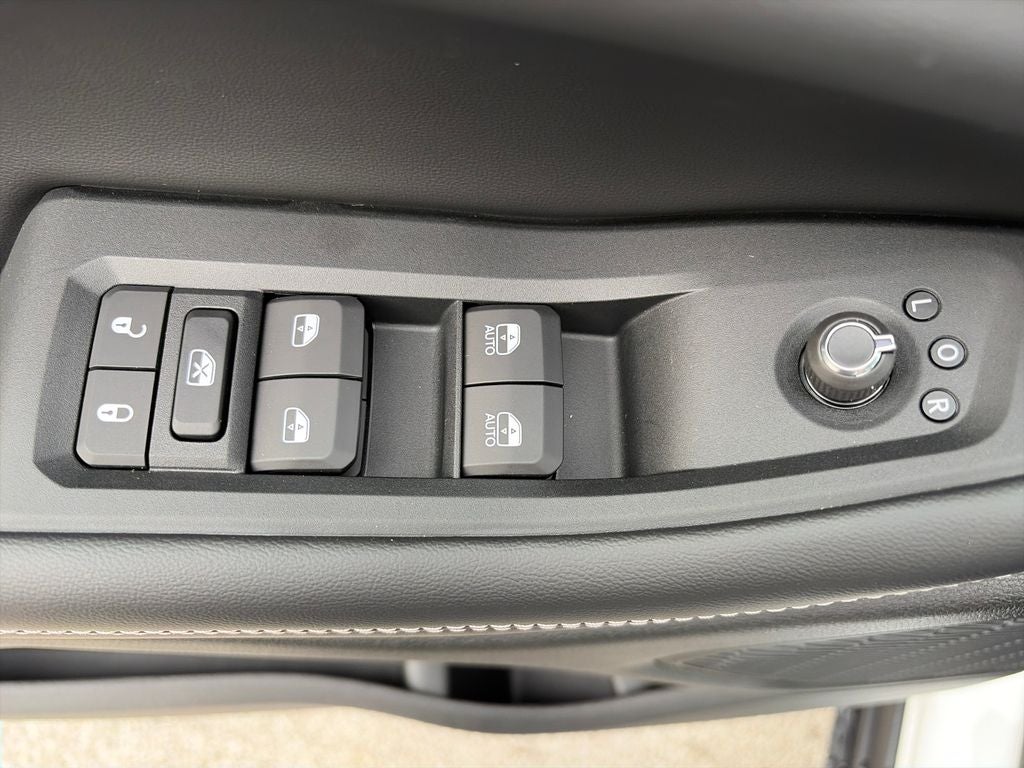 2027 Jeep Grand Cherokee L Limited