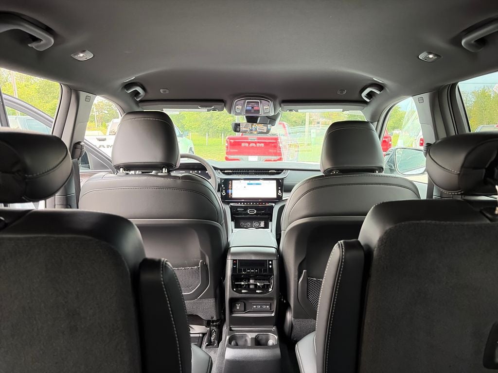2027 Jeep Grand Cherokee L Limited