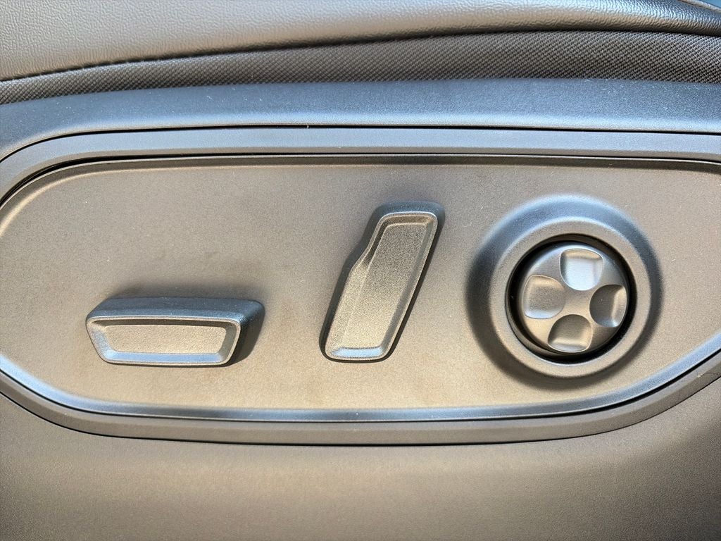 2027 Jeep Grand Cherokee L Limited