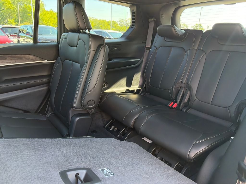 2027 Jeep Grand Cherokee L Limited