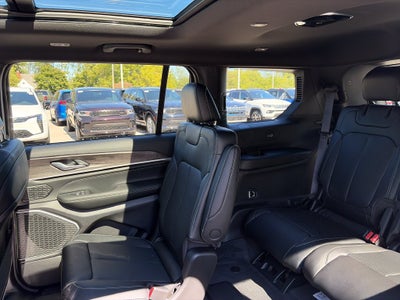 2027 Jeep Grand Cherokee L Limited Reserve