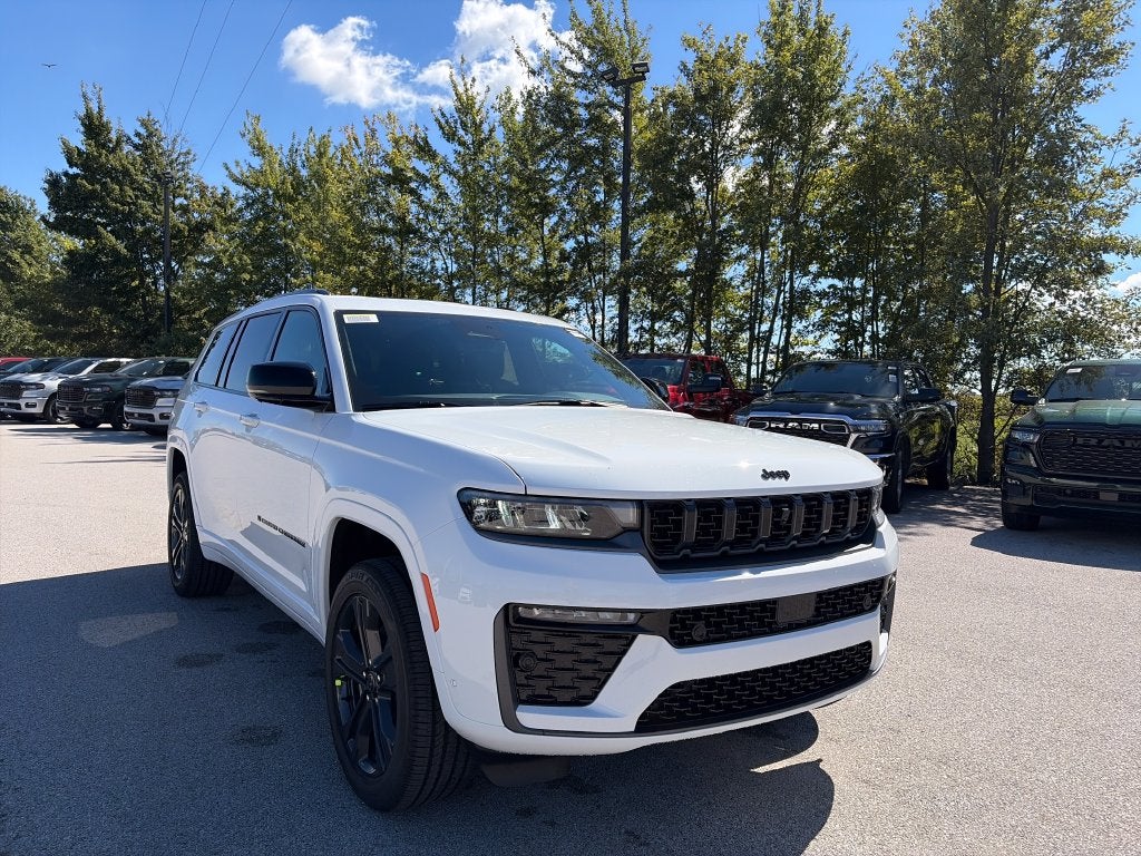 2027 Jeep Grand Cherokee L Limited Reserve