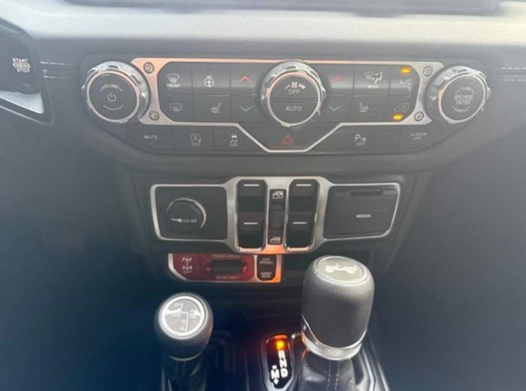 2025 Jeep Wrangler Rubicon X