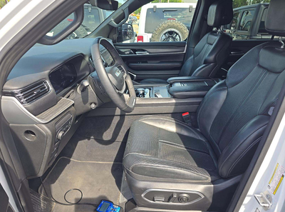 2023 Jeep Wagoneer L Series II