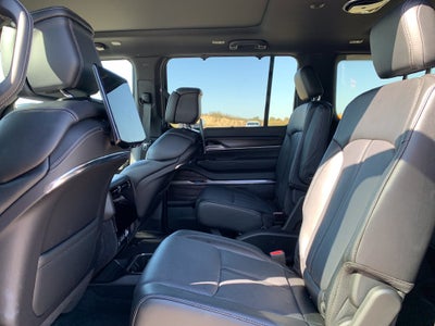 2026 Jeep Grand Wagoneer L Summit Obsidian