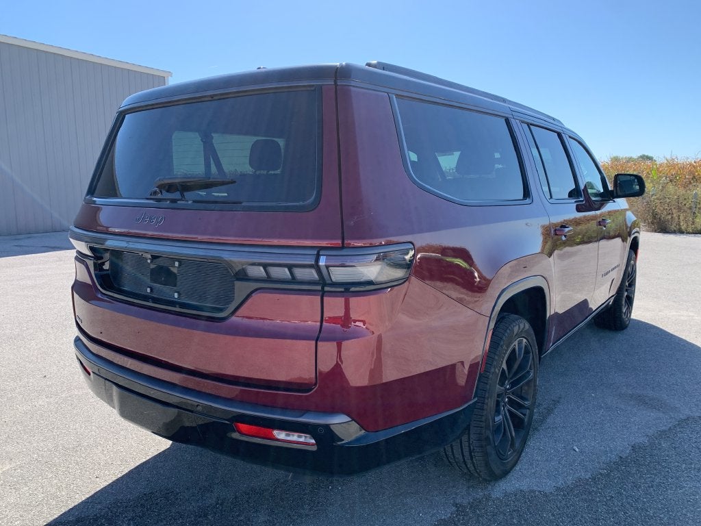 2026 Jeep Grand Wagoneer L Summit Obsidian