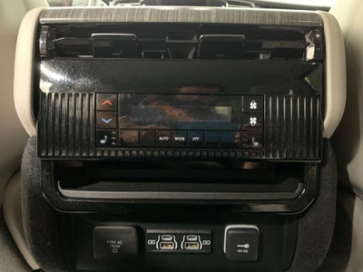 2023 Jeep Wagoneer Series III