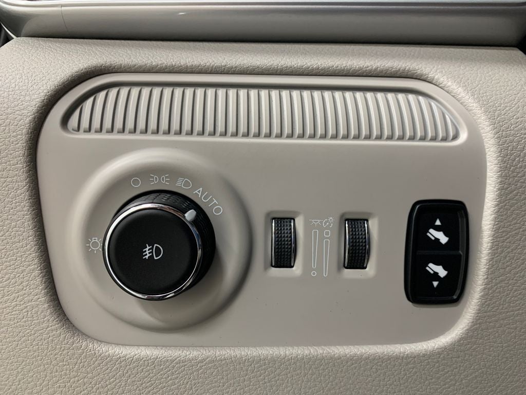 2023 Jeep Wagoneer Series III