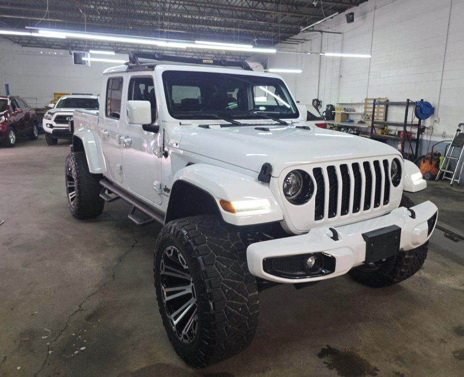 2021 Jeep Gladiator Overland
