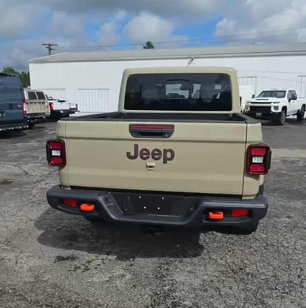2022 Jeep Gladiator Mojave