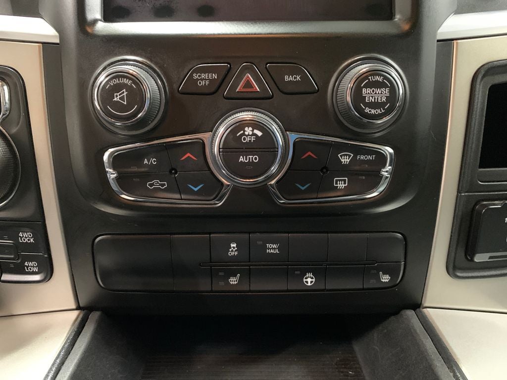 2019 RAM 1500 Classic SLT