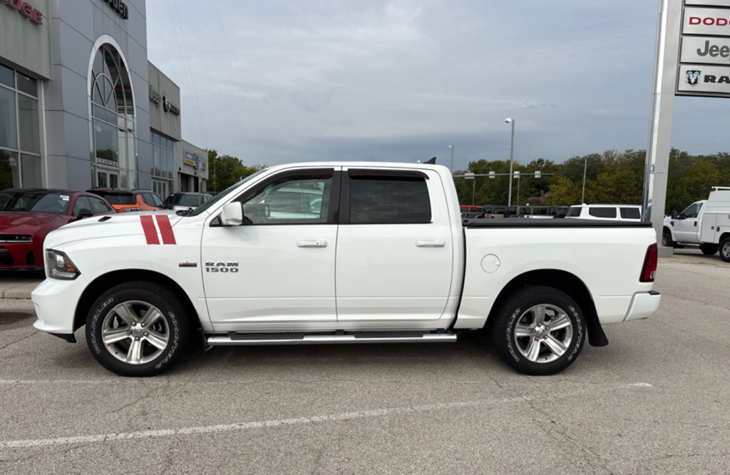 2016 RAM 1500 Sport