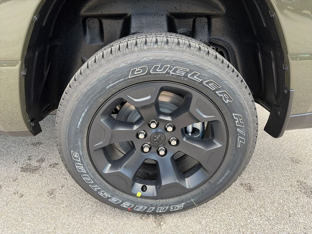 2027 RAM 1500 Big Horn/Lone Star