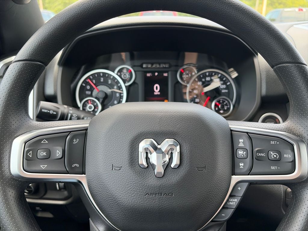 2027 RAM 1500 Big Horn/Lone Star