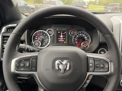 2027 RAM 1500 Big Horn/Lone Star