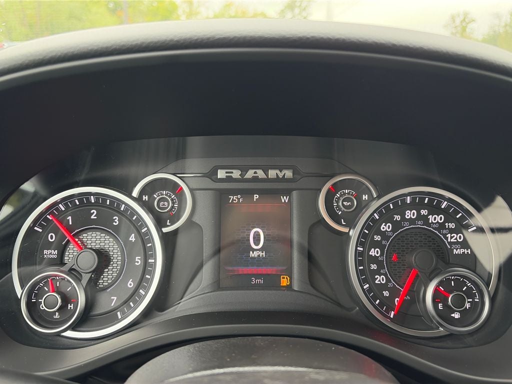 2027 RAM 1500 Big Horn/Lone Star