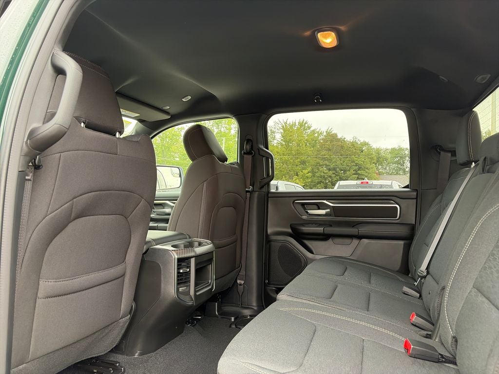 2027 RAM 1500 Big Horn/Lone Star