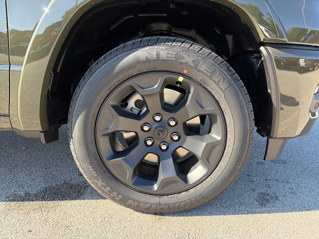 2027 RAM 1500 Big Horn/Lone Star