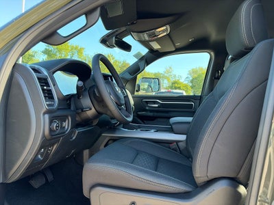 2027 RAM 1500 Big Horn/Lone Star