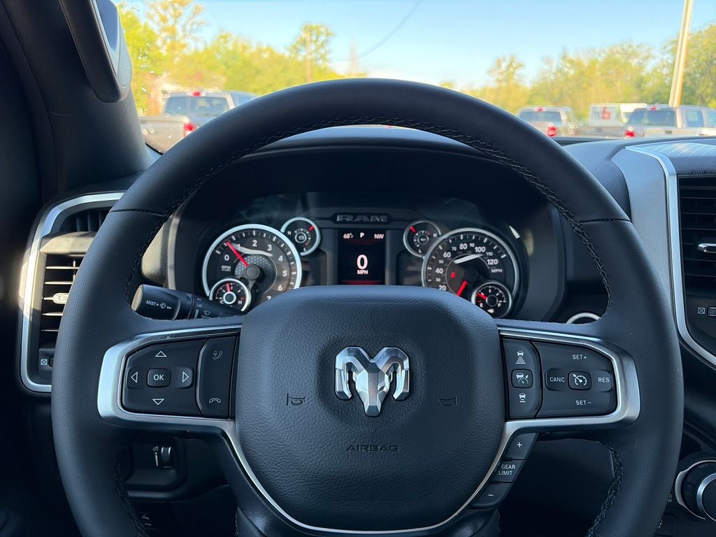 2027 RAM 1500 Big Horn/Lone Star