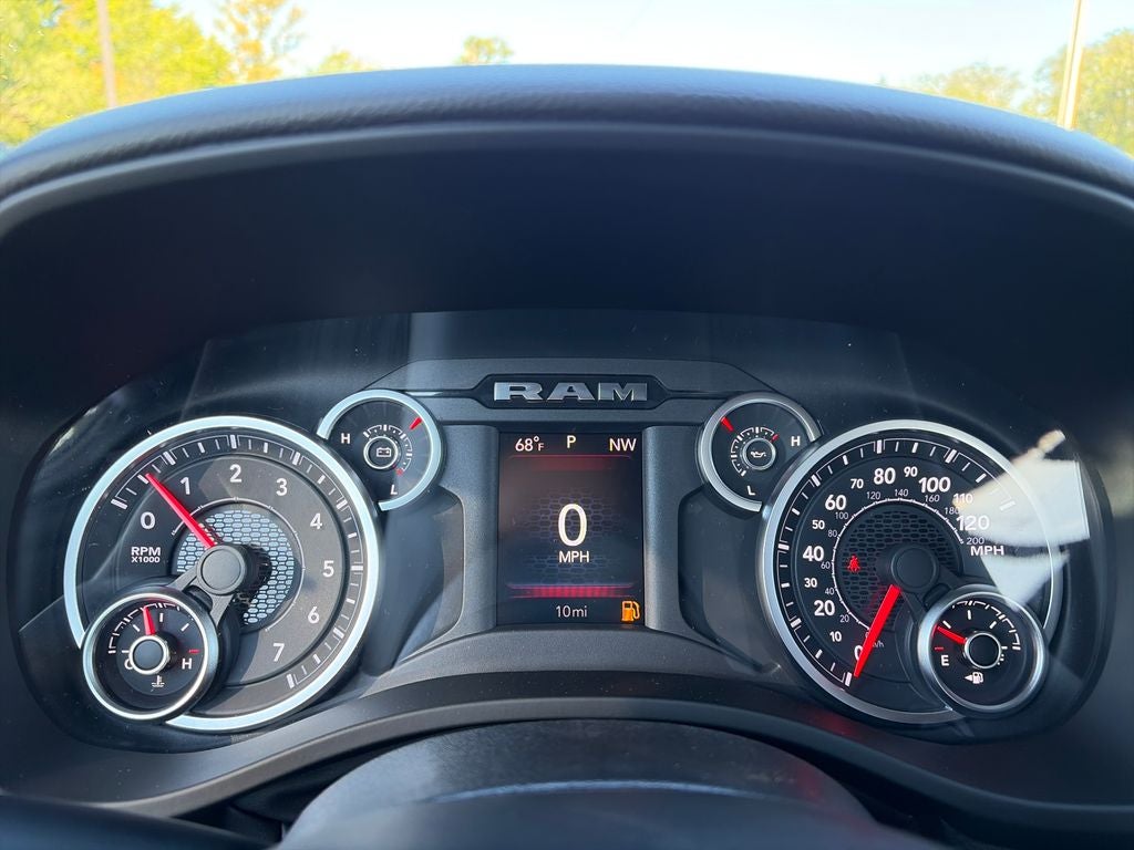 2027 RAM 1500 Big Horn/Lone Star