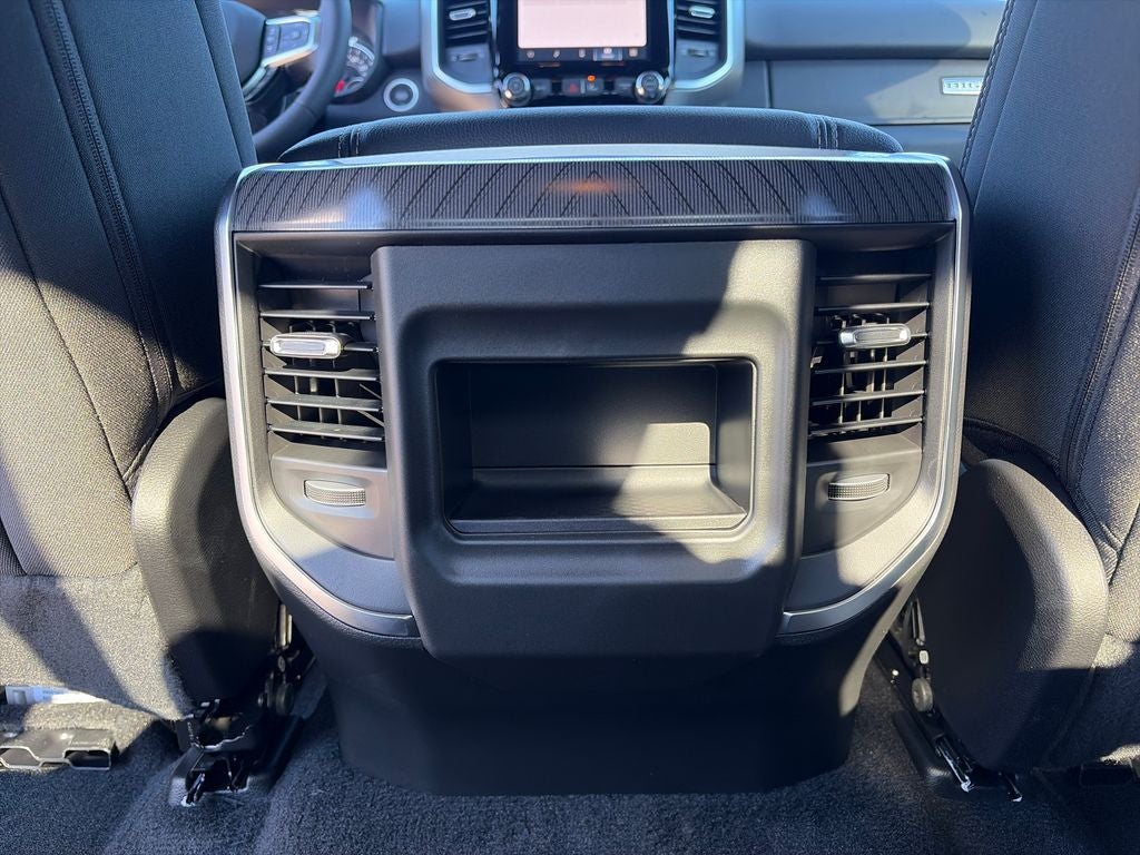 2027 RAM 1500 Big Horn/Lone Star