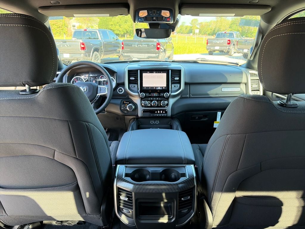2027 RAM 1500 Big Horn/Lone Star