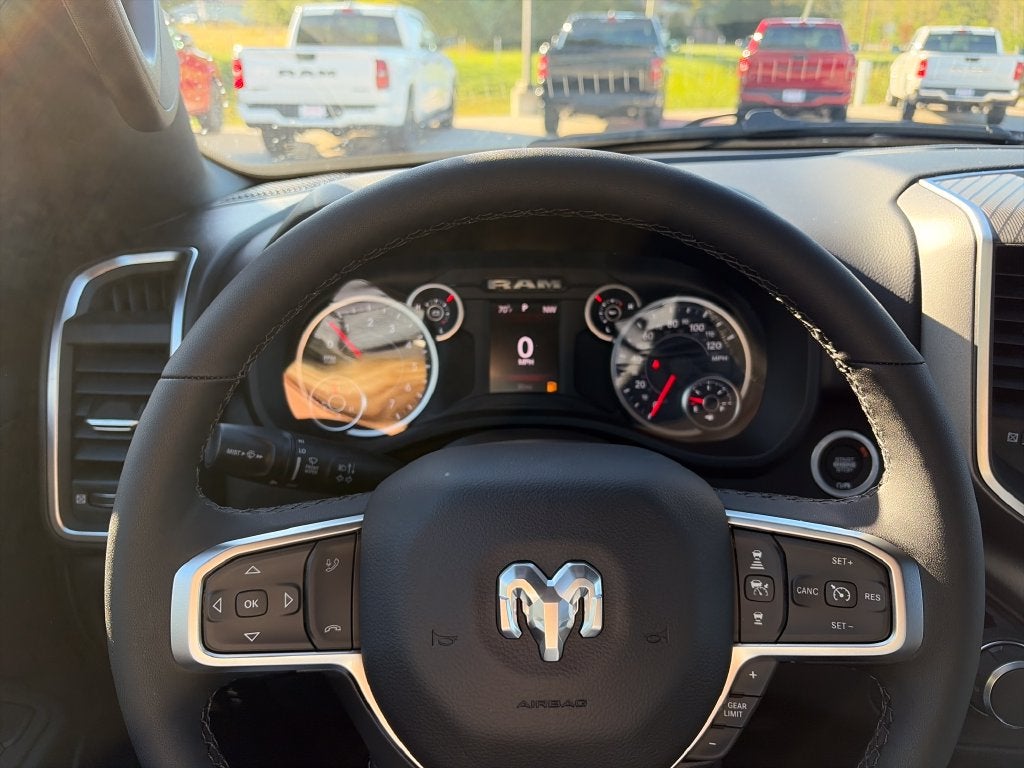 2027 RAM 1500 Big Horn/Lone Star