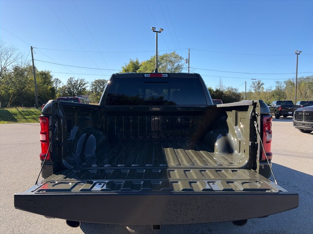 2027 RAM 1500 Big Horn/Lone Star