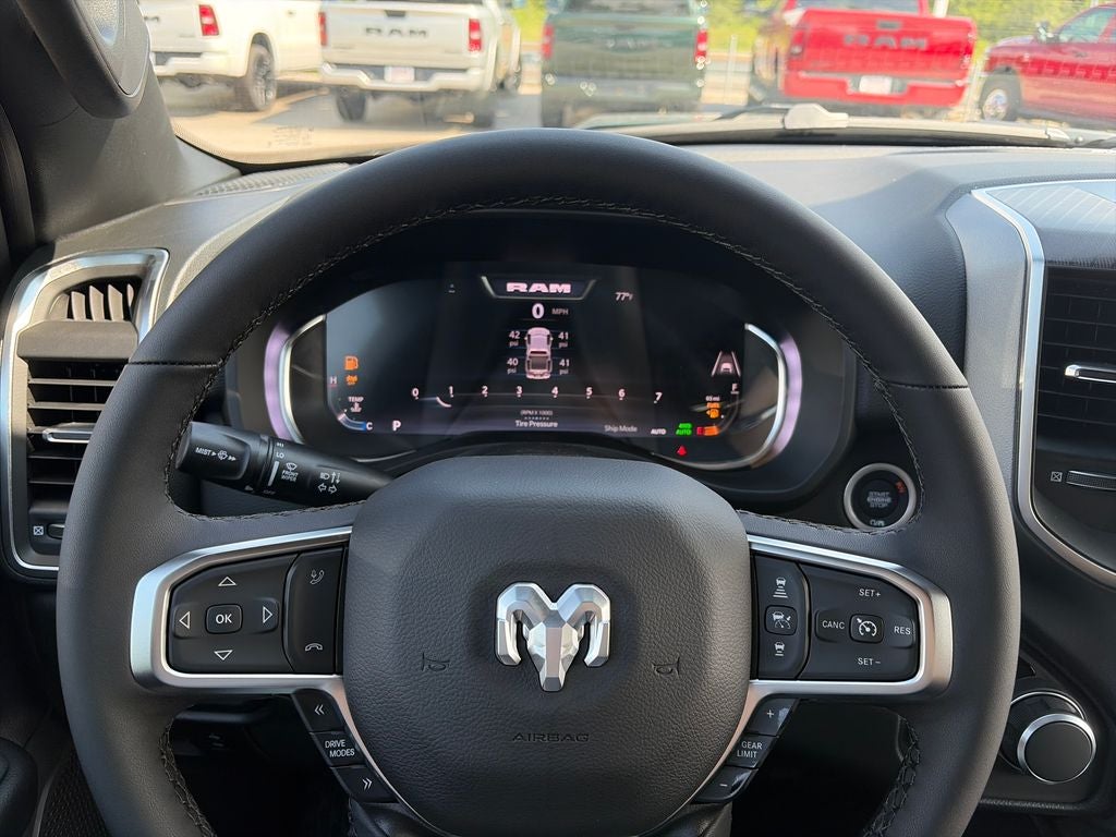 2027 RAM 1500 Big Horn/Lone Star