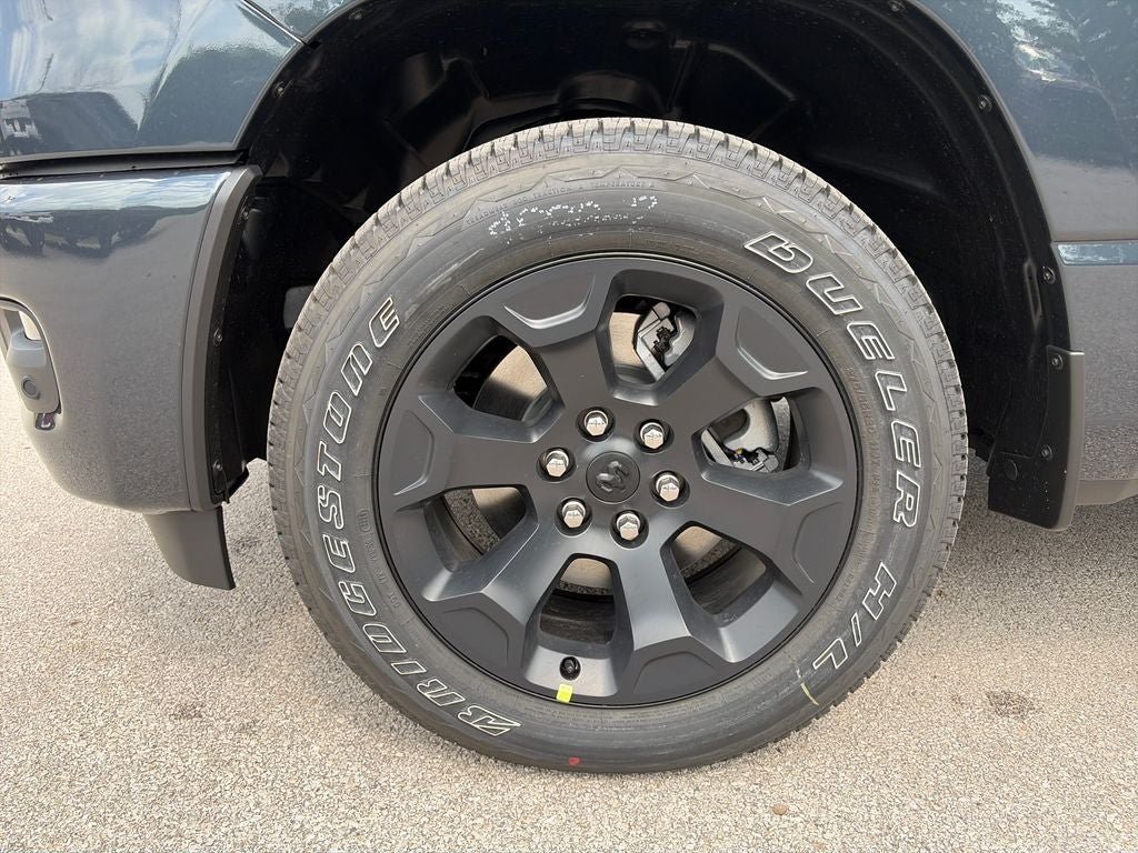 2027 RAM 1500 Big Horn/Lone Star