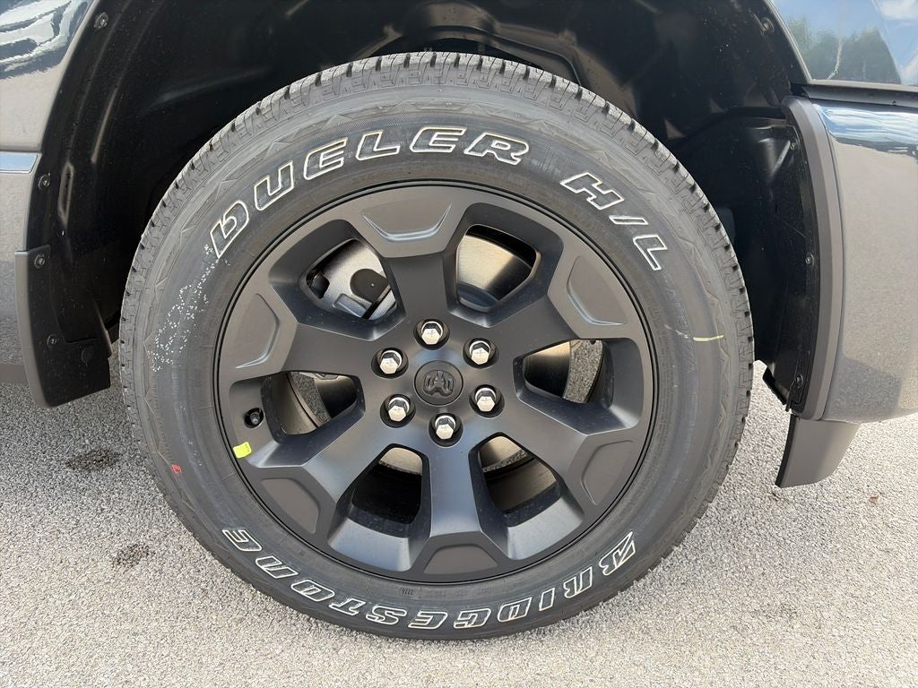 2027 RAM 1500 Big Horn/Lone Star