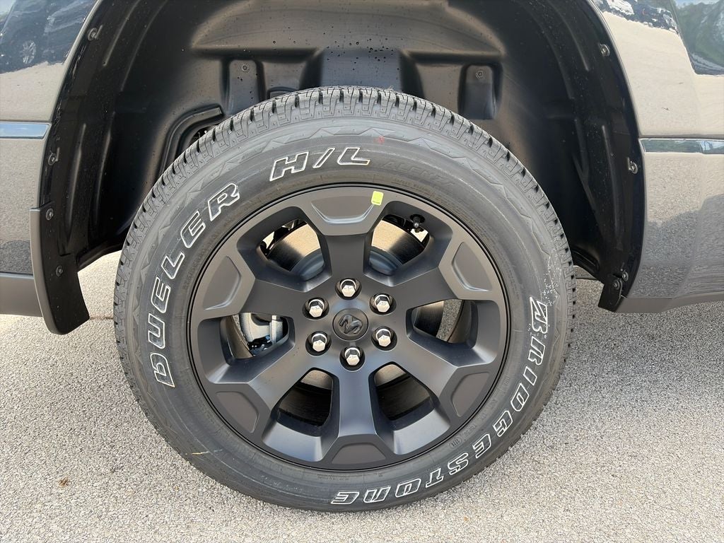 2027 RAM 1500 Big Horn/Lone Star