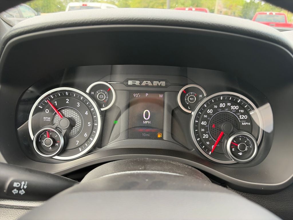 2027 RAM 1500 Big Horn/Lone Star
