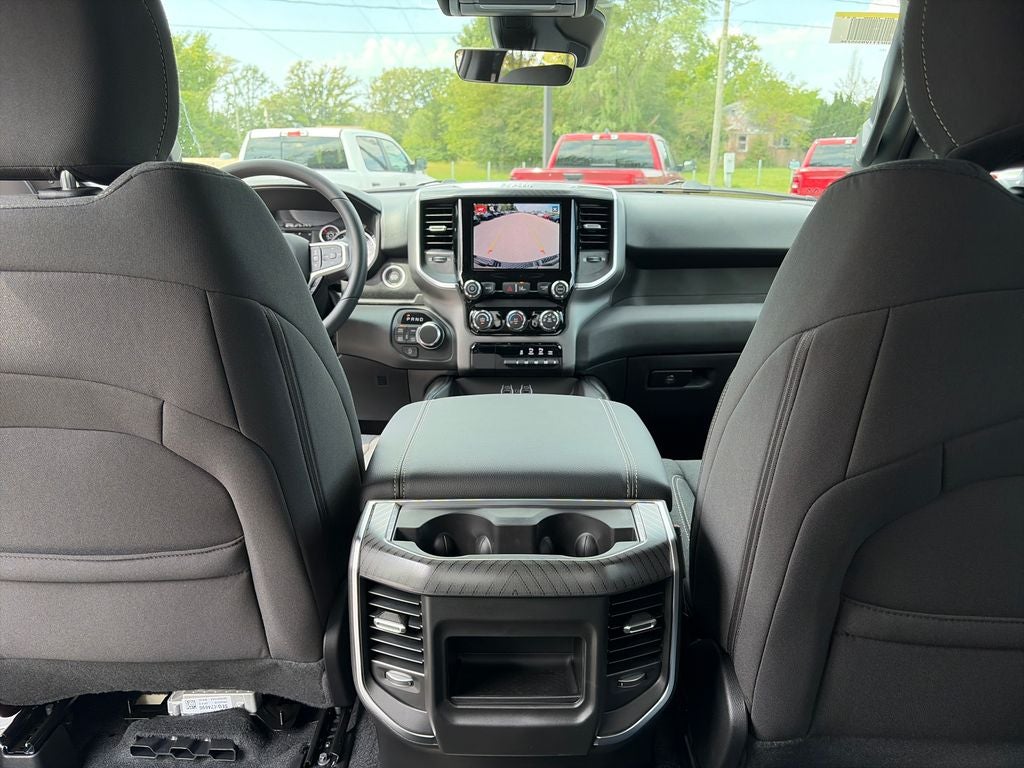 2027 RAM 1500 Big Horn/Lone Star