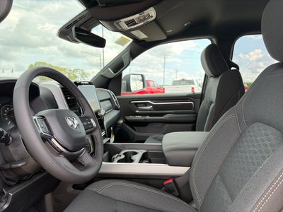 2027 RAM 1500 Big Horn/Lone Star
