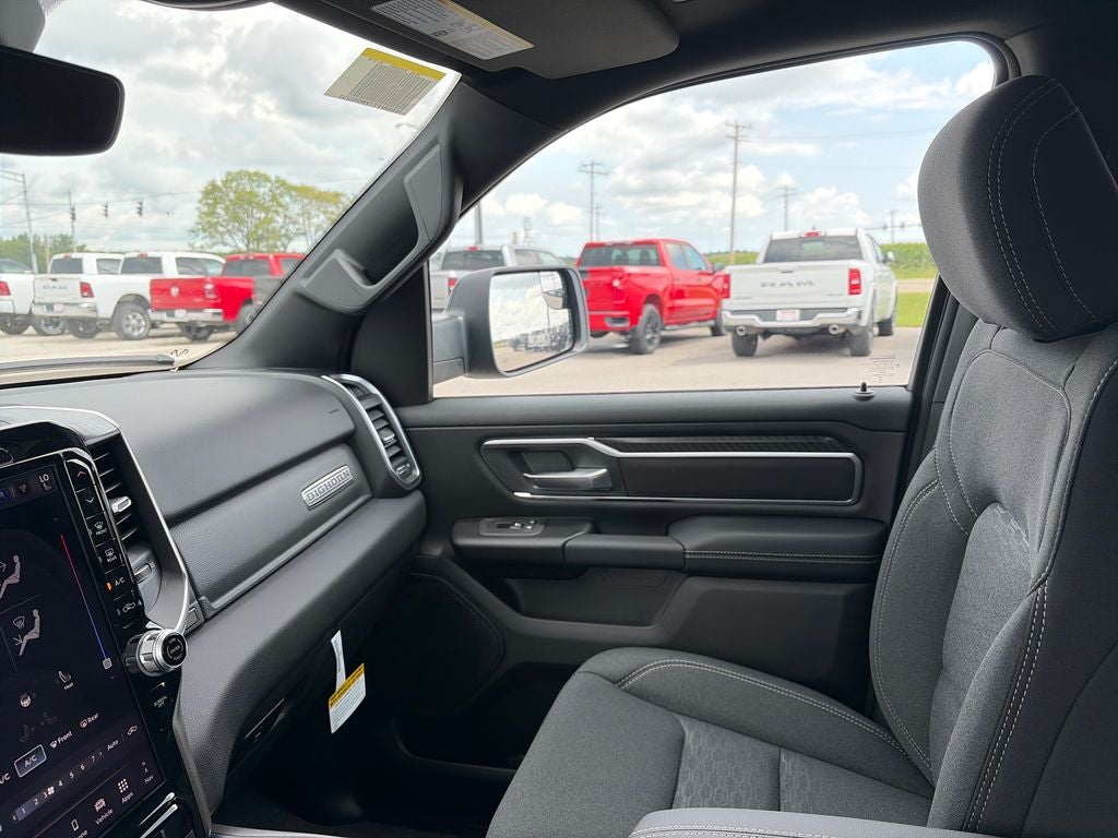 2027 RAM 1500 Big Horn/Lone Star