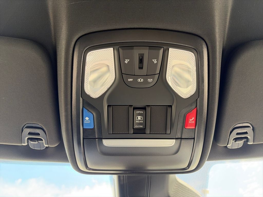 2027 RAM 1500 Big Horn/Lone Star