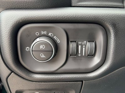 2027 RAM 1500 Big Horn/Lone Star