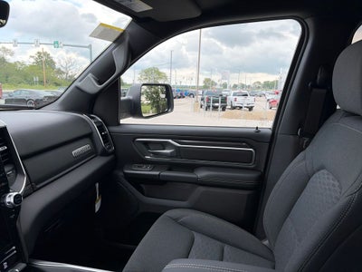 2027 RAM 1500 Big Horn/Lone Star