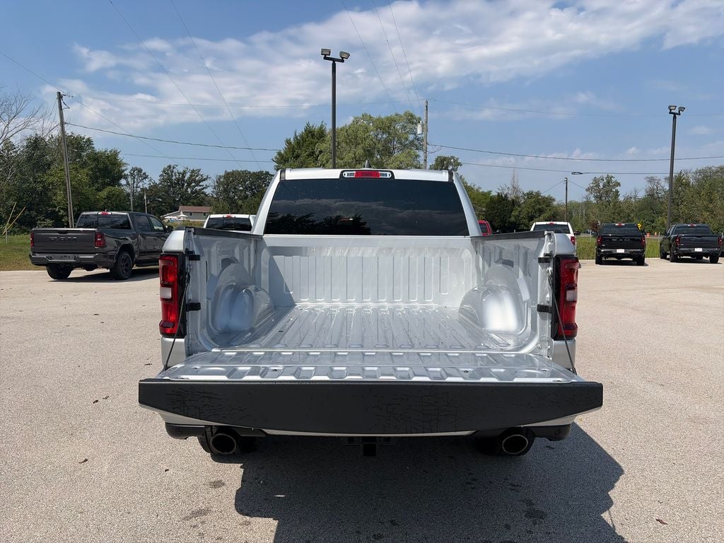 2027 RAM 1500 Big Horn/Lone Star