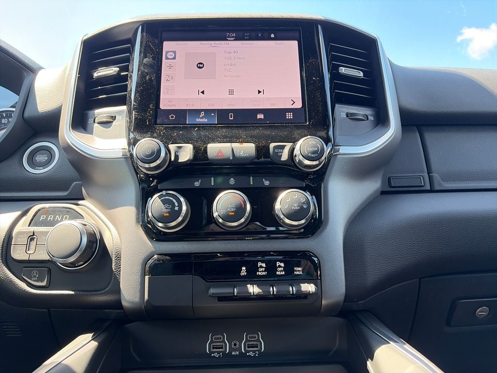 2027 RAM 1500 Big Horn/Lone Star