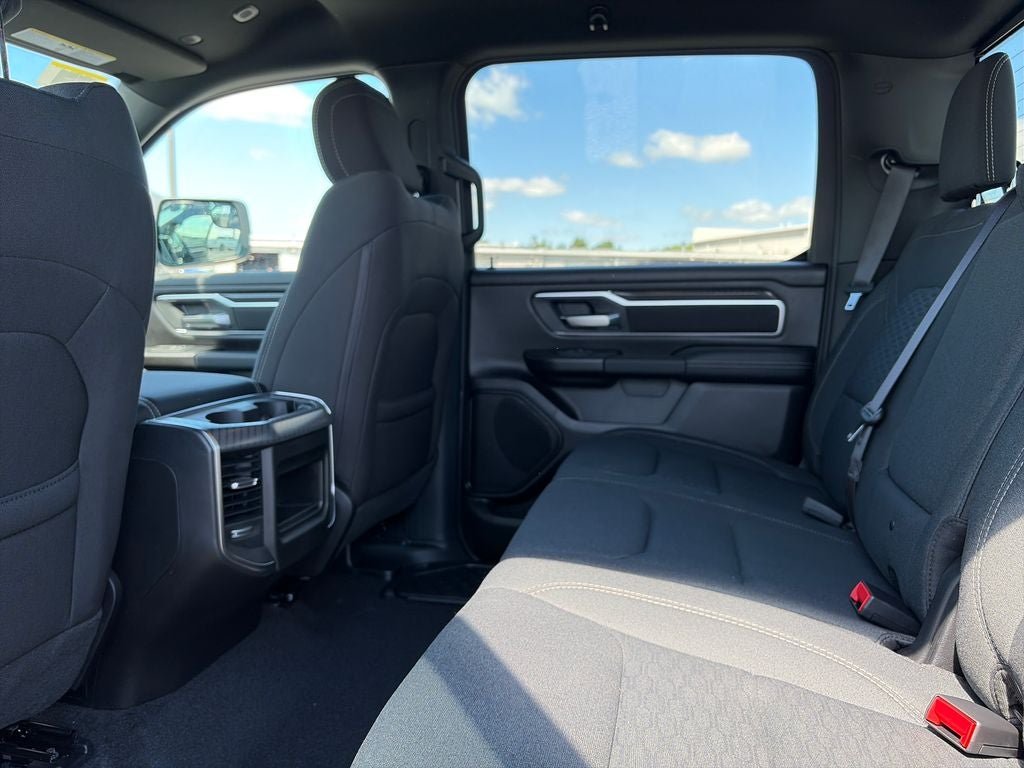2027 RAM 1500 Big Horn/Lone Star