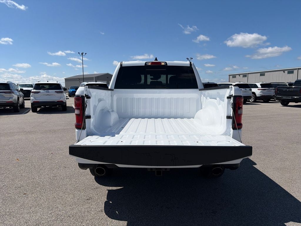 2027 RAM 1500 Big Horn/Lone Star