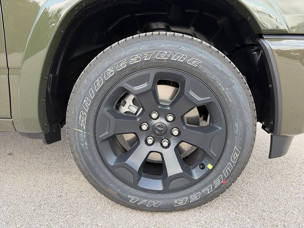 2027 RAM 1500 Big Horn/Lone Star