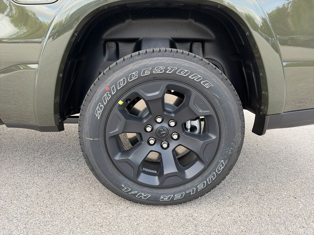 2027 RAM 1500 Big Horn/Lone Star