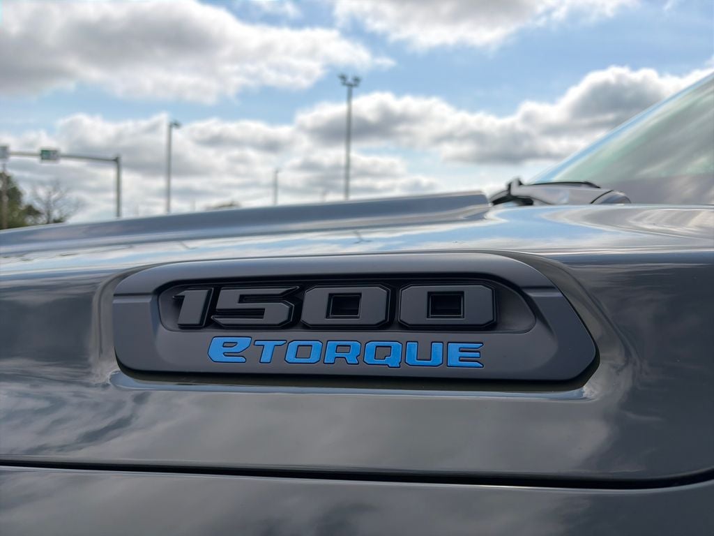 2027 RAM 1500 Big Horn/Lone Star