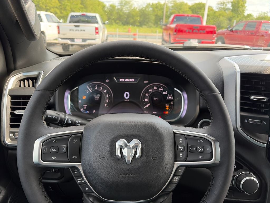 2027 RAM 1500 Big Horn/Lone Star